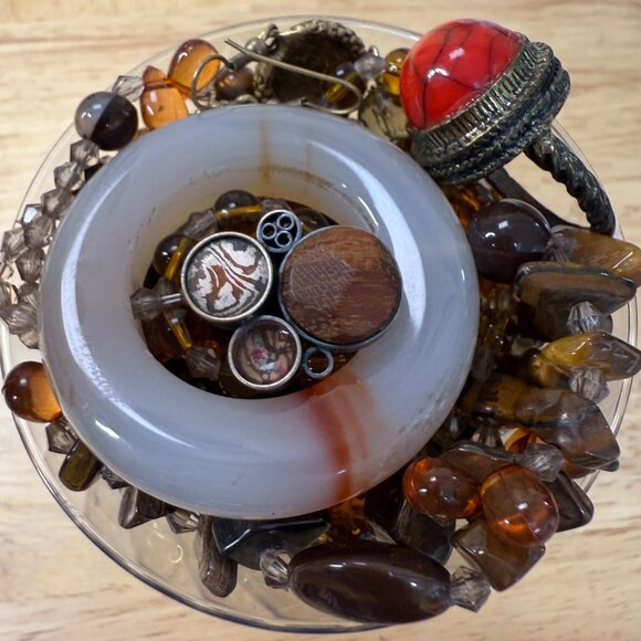 Mystery Jewelry Lot Mini Jar W/ Earth Tones Glass & Stone Pieces Fall Colors Bla - Picture 7 of 11